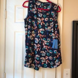 Simply Vera by Vera wang blouse